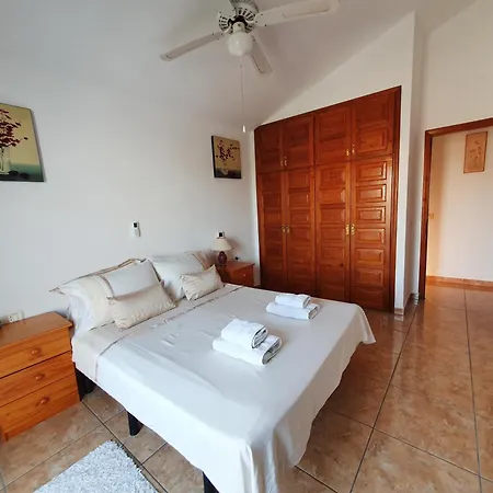 Apartmán Hajnalka - Heated Pool And Partial Ocean Views