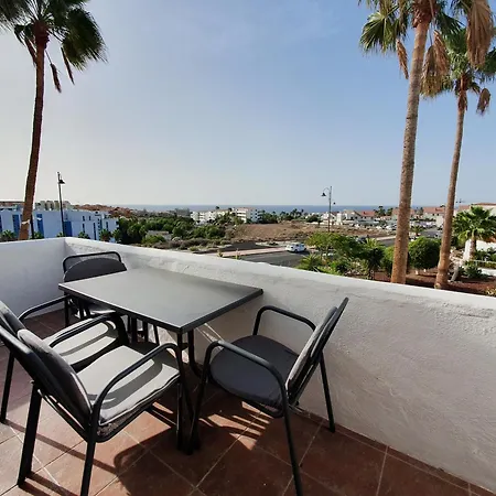 Hajnalka - Heated Pool And Partial Ocean Views San Miguel de Abona